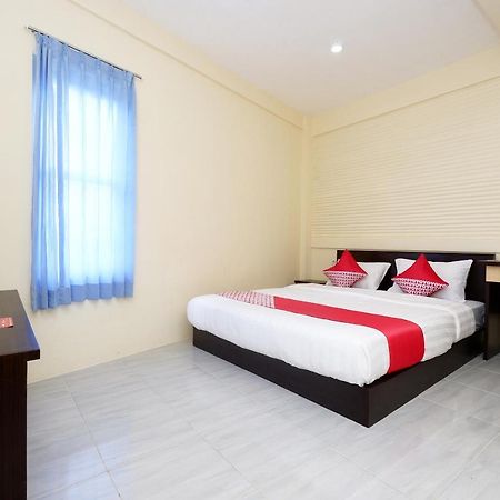 Oyo 1998 Harmonis Hotel Purwokerto Kültér fotó