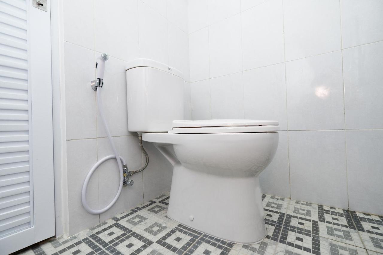 Oyo 1998 Harmonis Hotel Purwokerto Kültér fotó